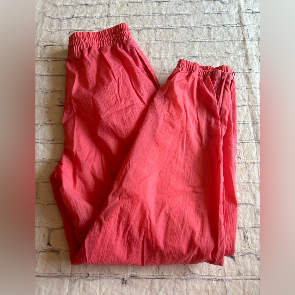 VINTAGE COLOR CUES PINK 100% NYLON TRACK PANTS WOMEN’S MEDIUM RETRO YKK